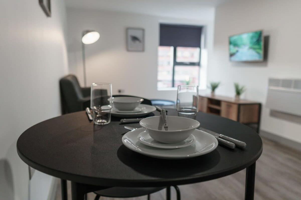 Modern 1 Bed Apartment In Liverpool Centre Екстериор снимка